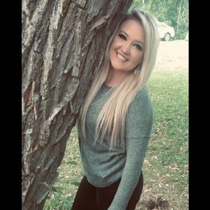 Meet your Posher, Deanna